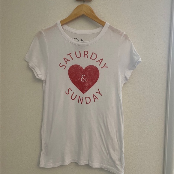 ☀️SALE☀️ CHA SOR Graphic White T-Shirt - Picture 1 of 4